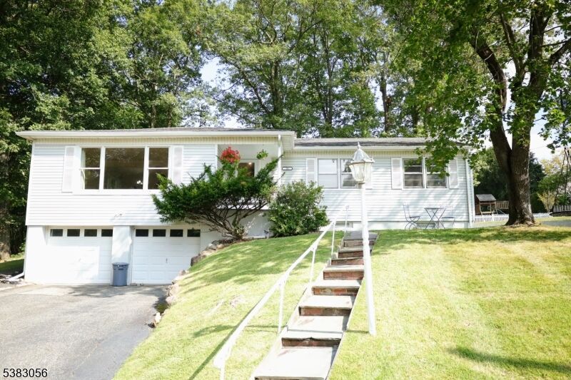 Property Photo: 76 Hazelwood Ave NJ 07039