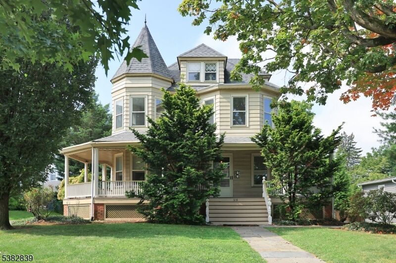 Property Photo:  416 Boulevard  NJ 07090 