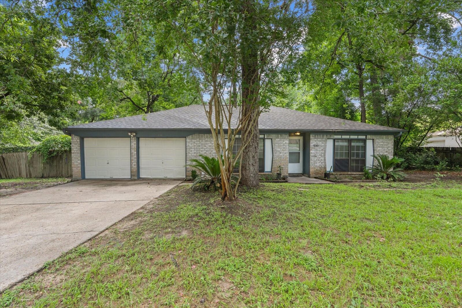 Property Photo: 25706 Glenloch Drive TX 77380