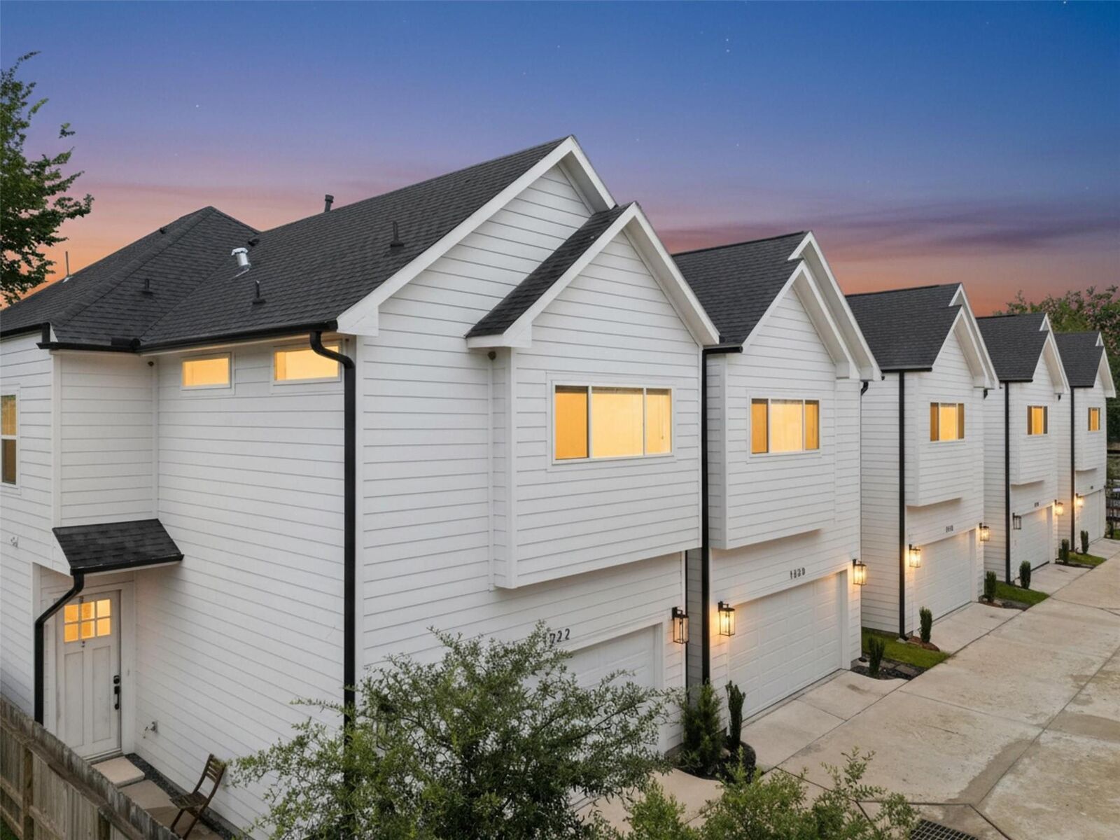 Property Photo:  1222 McNeil Street  TX 77009 