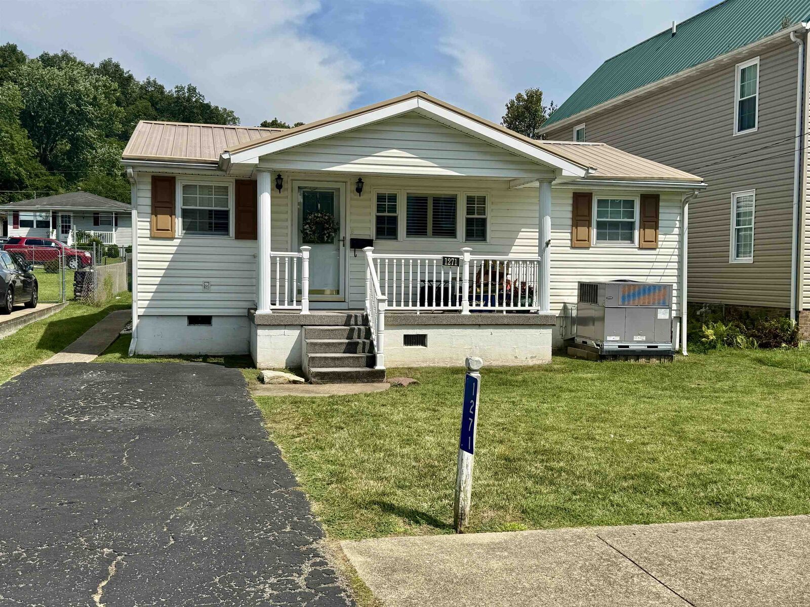 Property Photo:  1271 Ralston Avenue  WV 25504 