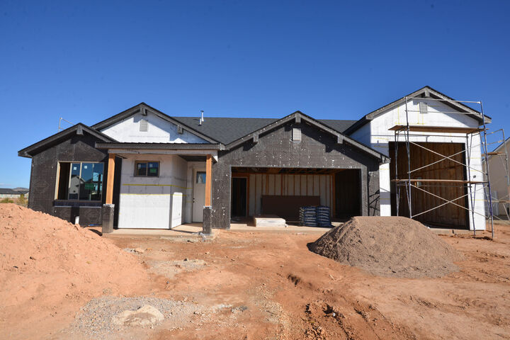 Property Photo: 4978 N 75 E UT 84721