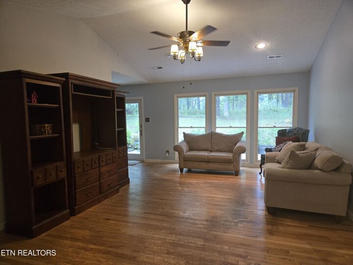 Property Photo: 165 Newport Way TN 37763