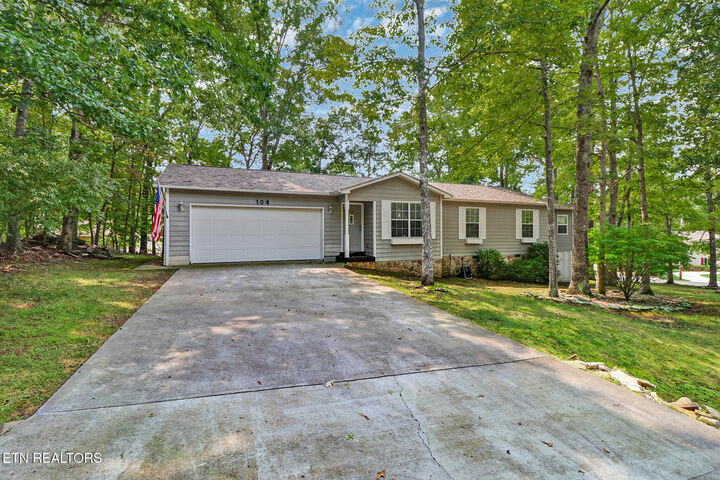 Property Photo:  104 Juniper Drive  TN 38558 