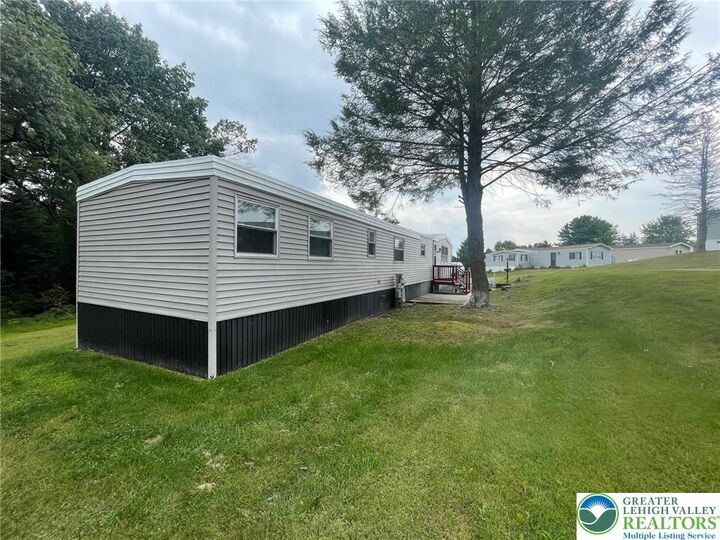 Property Photo:  10 E Zimmer Drive  PA 18088 