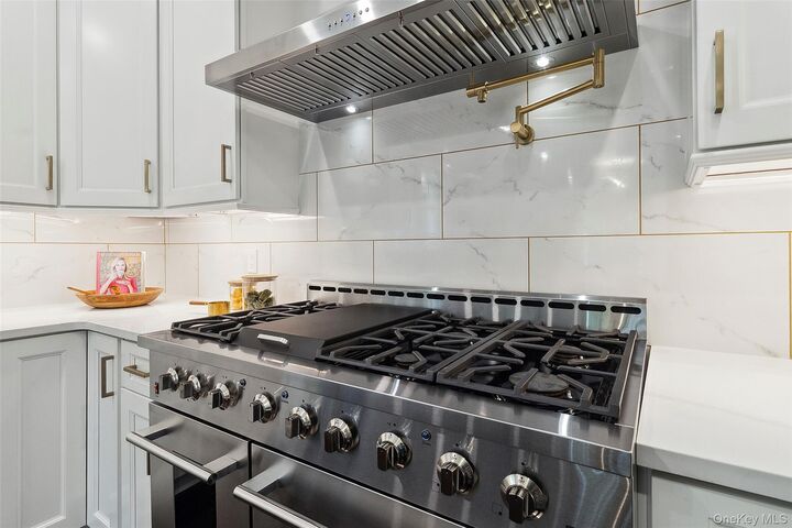 Property Photo:  53 Jay Street  NY 10536 