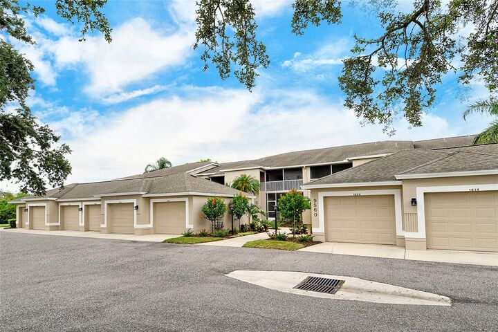 Property Photo:  9560 High Gate Drive 1622  FL 34238 