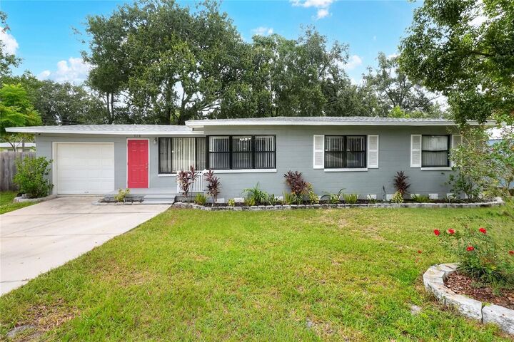 Property Photo: 510 Hillside Drive FL 33803