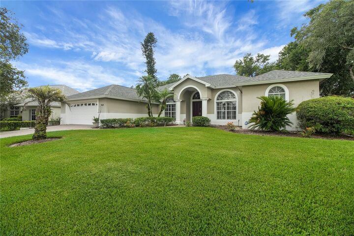 1521 Edgewater Drive  Mount Dora FL 32757 photo
