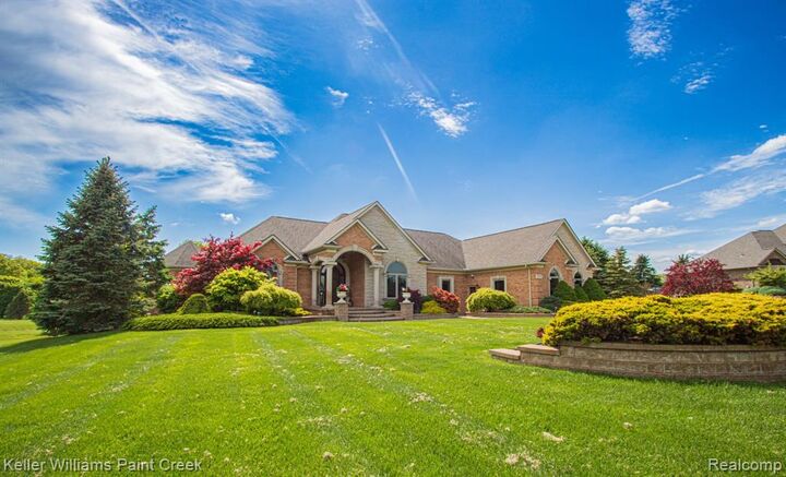 Property Photo:  72755 Solanus Drive  MI 48065 3164 