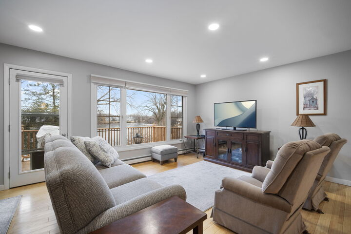 Property Photo: 612 Laurel Lake Rd Unit 8 WI 53092