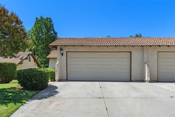 Property Photo:  5082 Los Olivos Way  CA 92505 