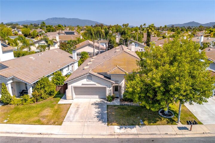 Property Photo:  41808 Vardon Drive  CA 92591 