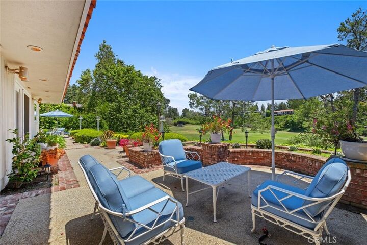 Property Photo: 23 Lochmoor Lane CA 92660