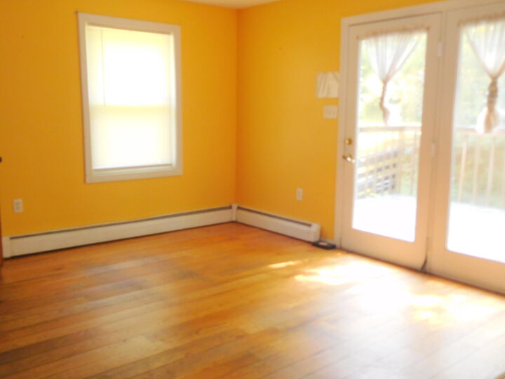 Property Photo: 560 Broad Street ME 04210