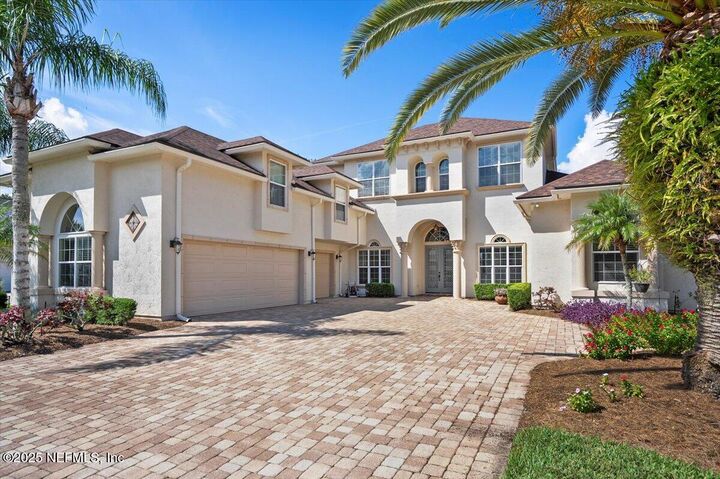 Property Photo:  2160 Autumn Cove Circle  FL 32003 