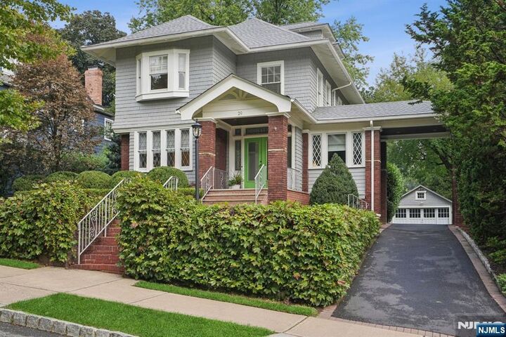 Property Photo:  29 Outlook Place  NJ 07028 