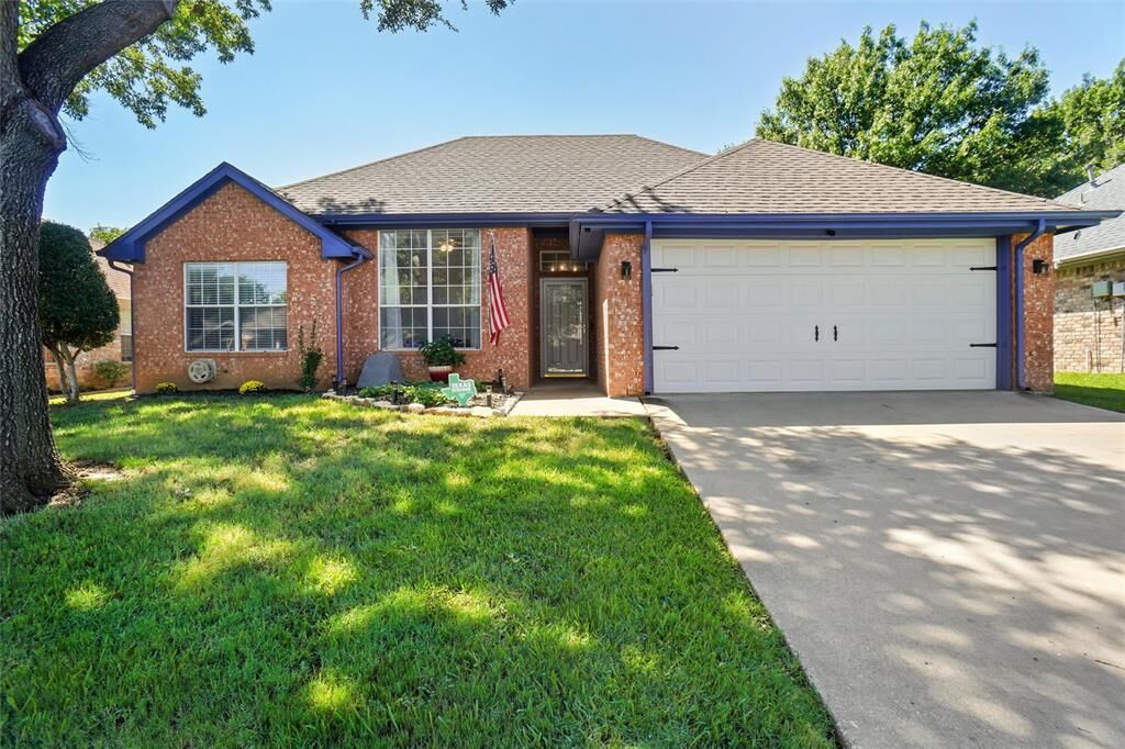 Photo de la propriété:  1005 Bayfield Drive  TX 76209