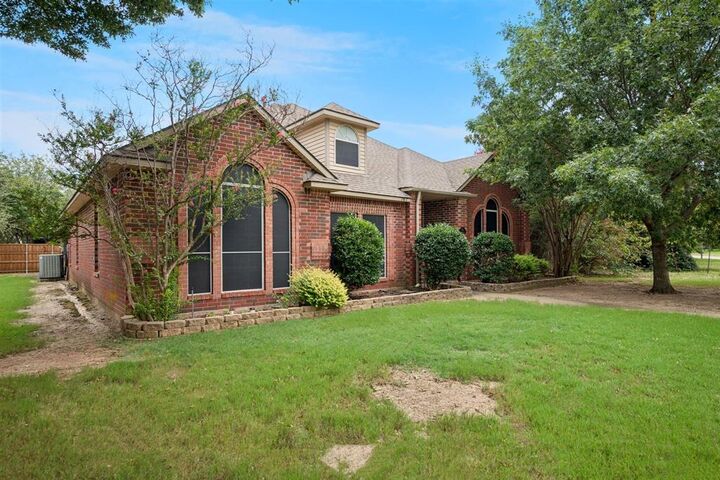 Property Photo:  707 Pulitzer Drive  TX 75002 