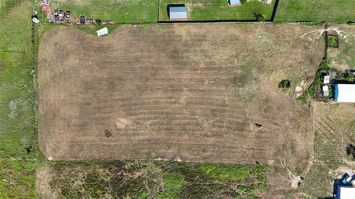 Property Photo: 16925 W Wilshire Boulevard OK 73099