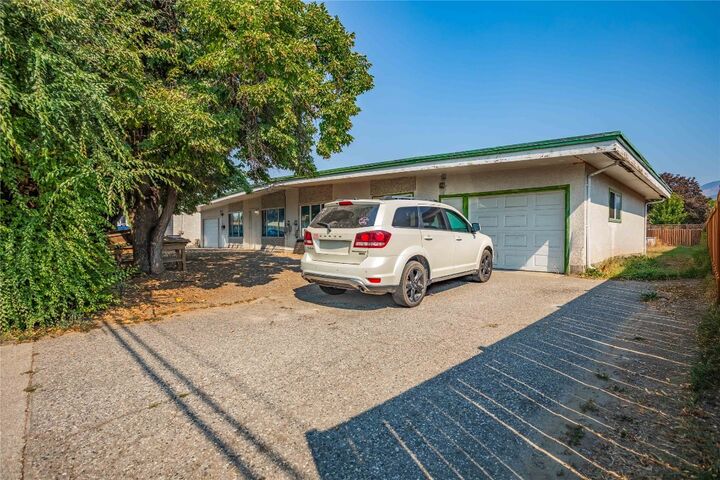 Property Photo: 715B Gerstmar Road BC V1X 4B4