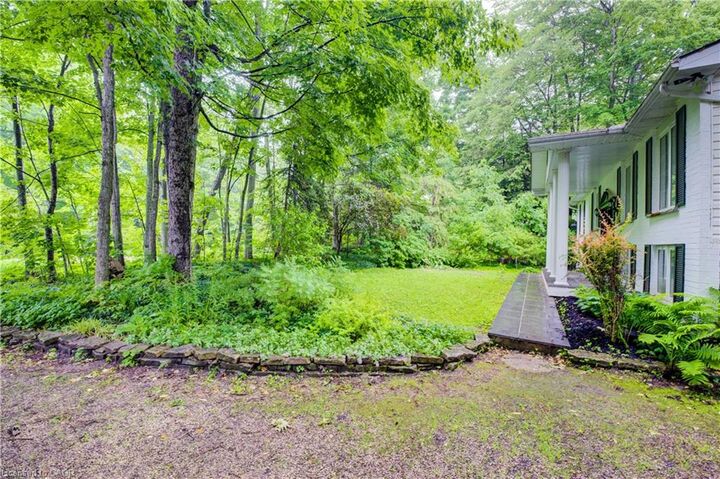 Property Photo:  46 Blairs Trail  ON N2Z 0B3 