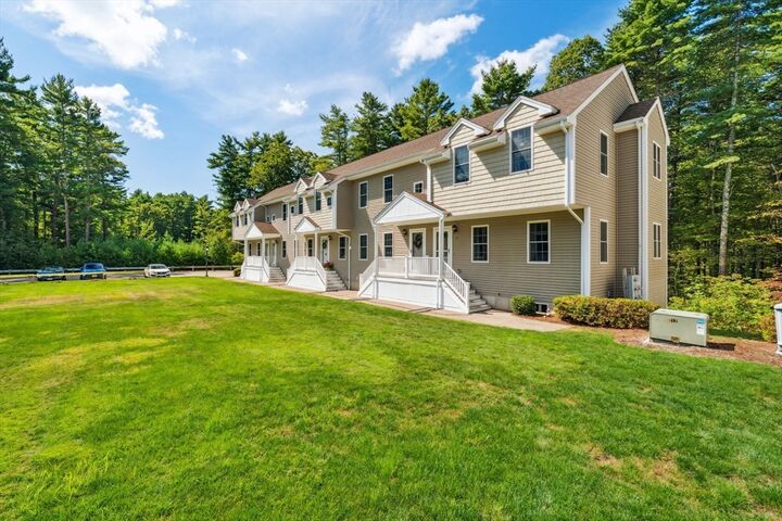 Property Photo:  14 Pineridge Way 14  MA 02346 