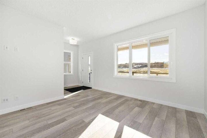 Property Photo: 526 Wolf Willow Boulevard SE AB T2X 5P7