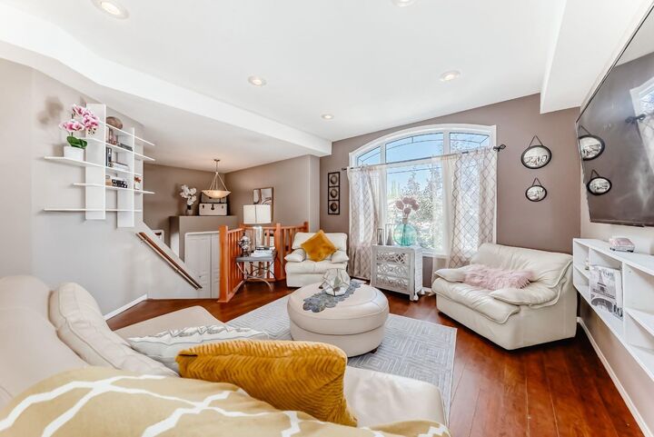 Property Photo: 118 Jepsen Crescent AB T4P 0A8