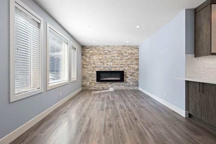 Property Photo: 460 19 Avenue NW AB T2M 0Y4