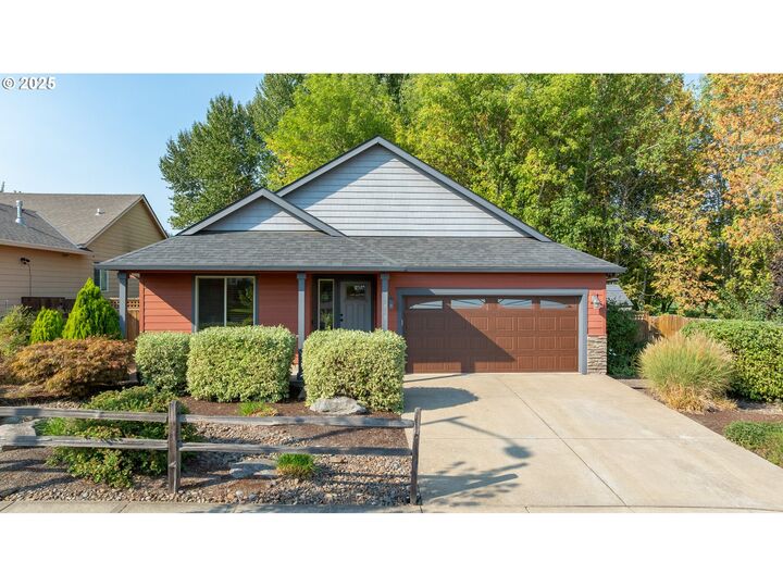 Property Photo: 2943 SW Redmond Hill Rd OR 97128