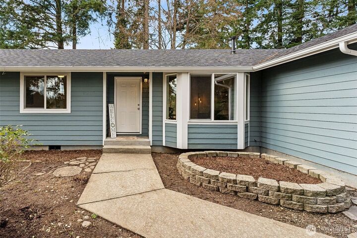 Property Photo:  7715  126th Street E  WA 98373 