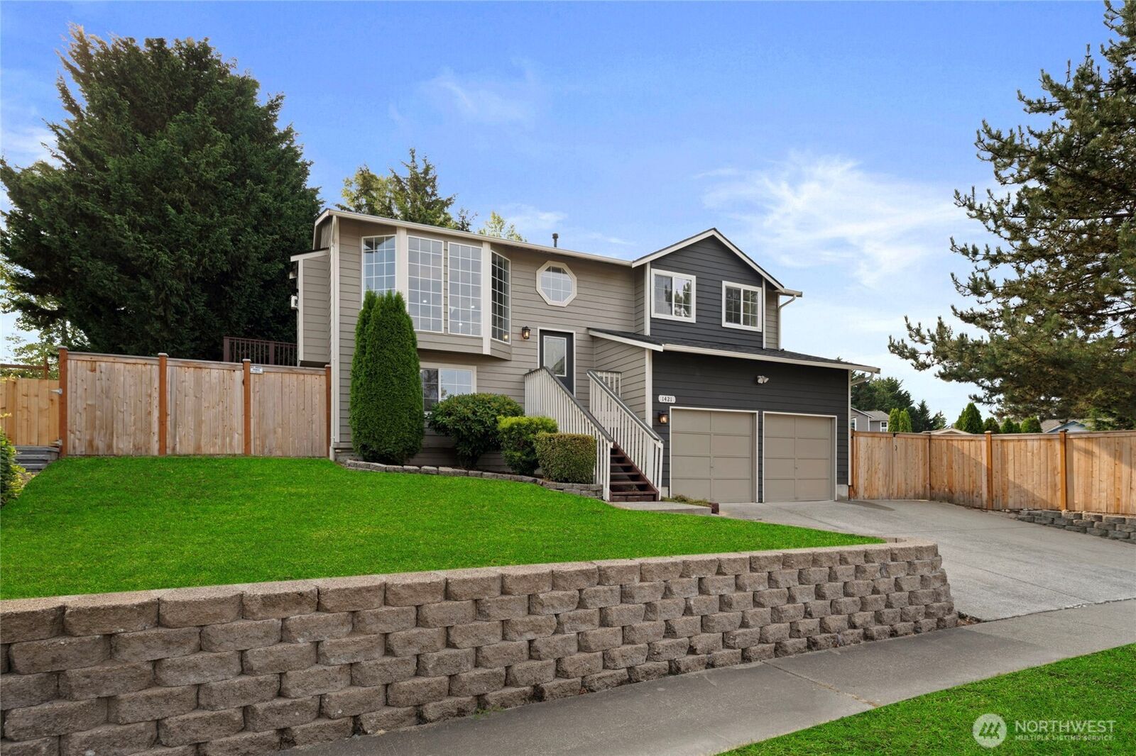 Property Photo:  1421  85th Drive NE  WA 98258 