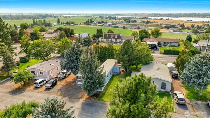 Property Photo: 4815 Airway Drive 12 WA 98837