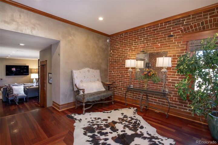 Property Photo:  501 S Pearl Street  CO 80209 