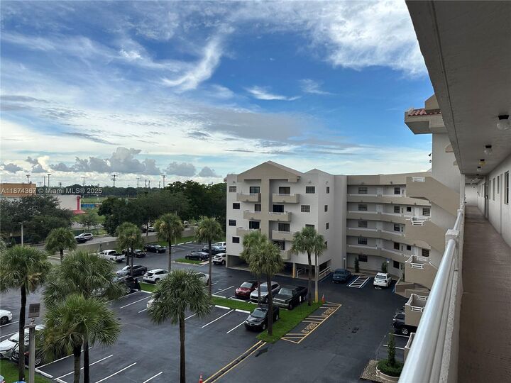 Property Photo: 15969 NW 64th Ave 507 FL 33014