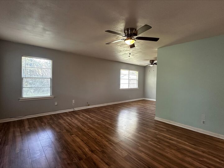 Property Photo: 1548 Alamo St. TX 77630