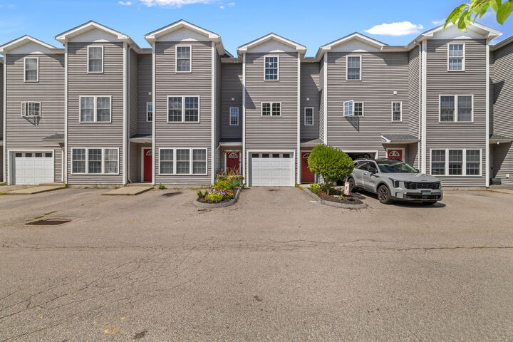 Property Photo: 61 South Main Street Apt 507 CT 06351
