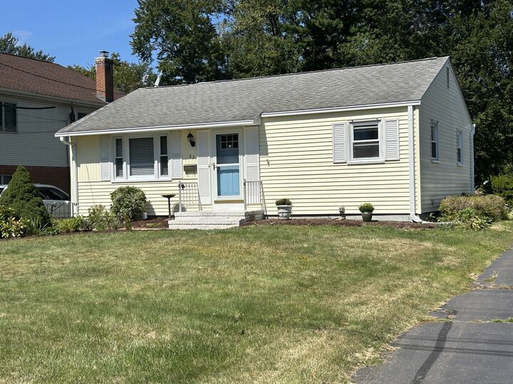 Property Photo:  82 Dale Road  CT 06109 
