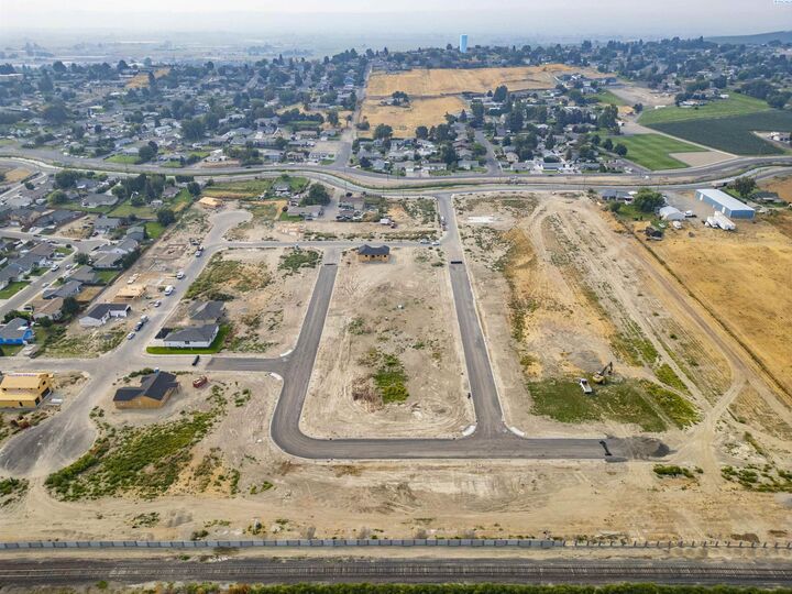 Property Photo:  Tbd Lot 28 Harvest Valley Estates Phase 2  WA 98944 