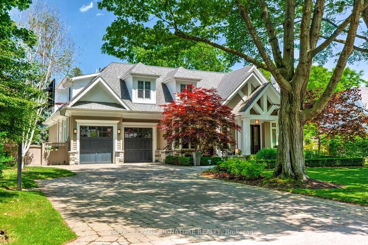 Property Photo:  71 Ennisclare Drive W  ON L6J 4N3 