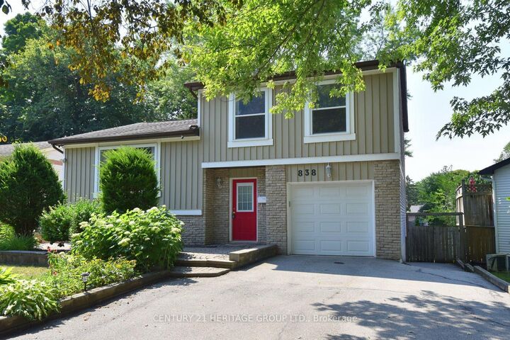 Photo de la propriété: 838 Boronia Crescent ON L3Y 5J9