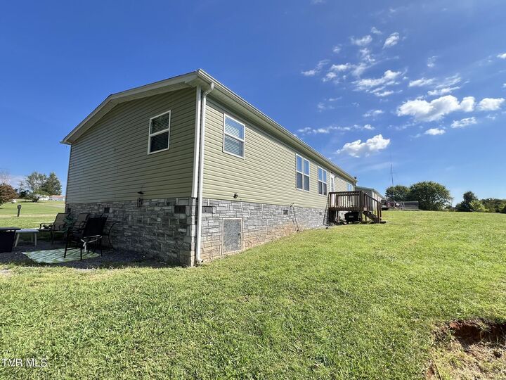 Property Photo:  235 Wolfe Laurel Drive  TN 37645 