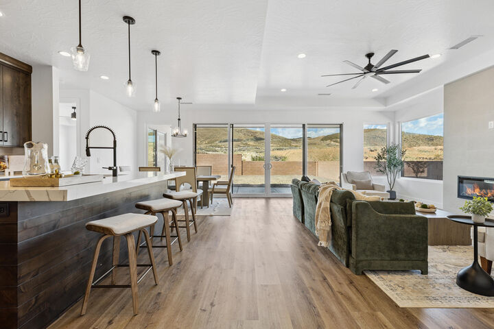 Property Photo:  580 S 1800 W 16  UT 84737 