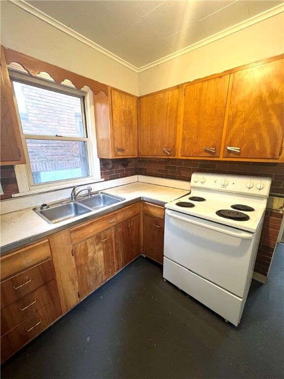 Property Photo: 231 Connecticut Ave PA 15025