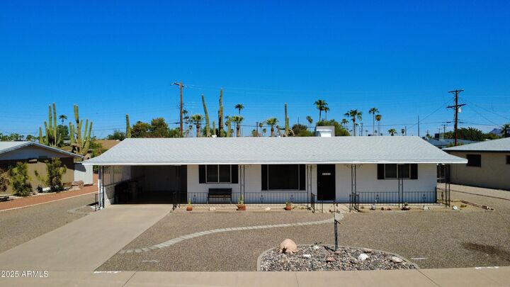 Property Photo: 5246 E Butte Street AZ 85205