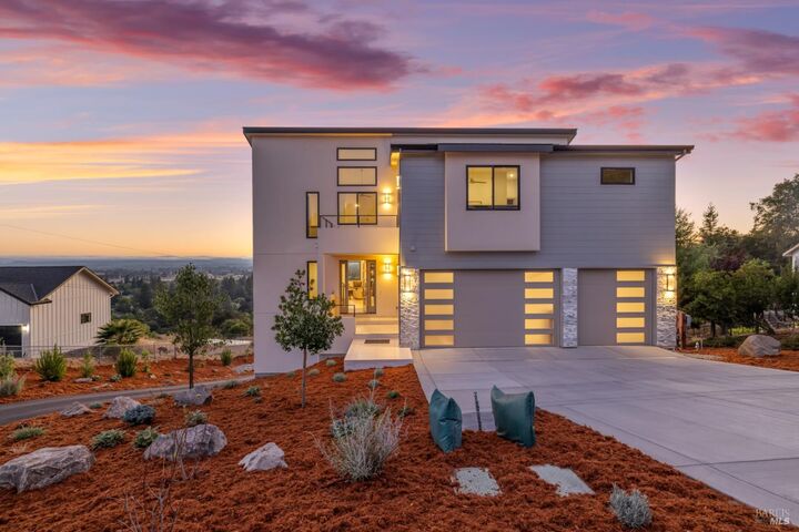 5095 Knollwood Court  Santa Rosa CA 95403 photo