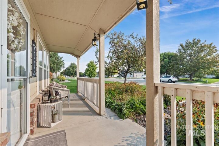 Property Photo:  2107 S Secretariat Way  ID 83686 