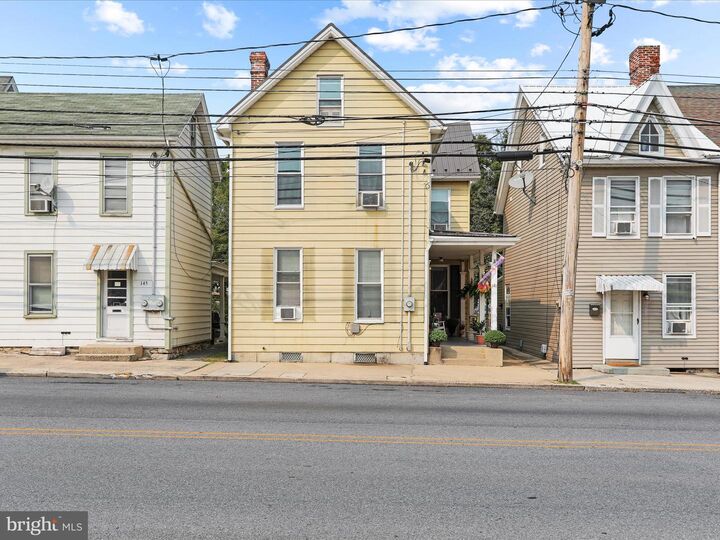 141 W King Street  Chambersburg PA 17201 photo