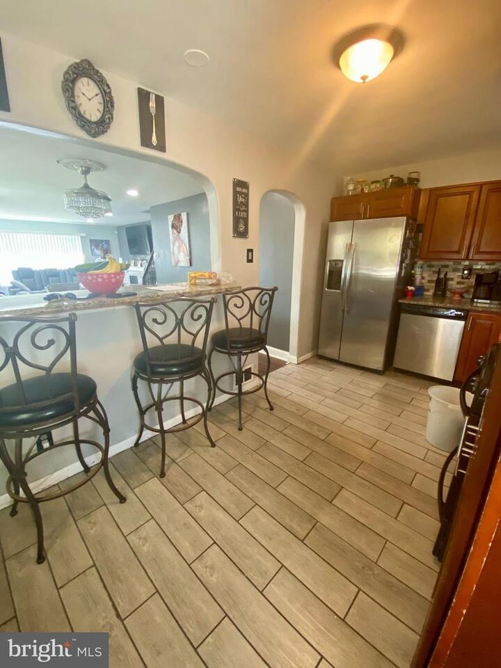 Property Photo:  7186 Waldorf Avenue  NJ 08110 